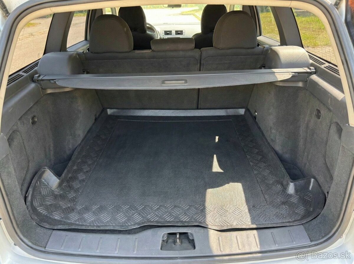 Volvo V50 2.0 D Kinectic - 16