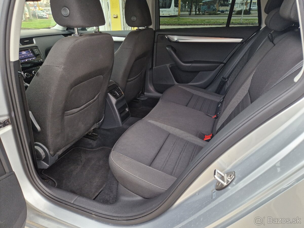Škoda Octavia Combi 2.0 TDI Ambition EU6 - 16