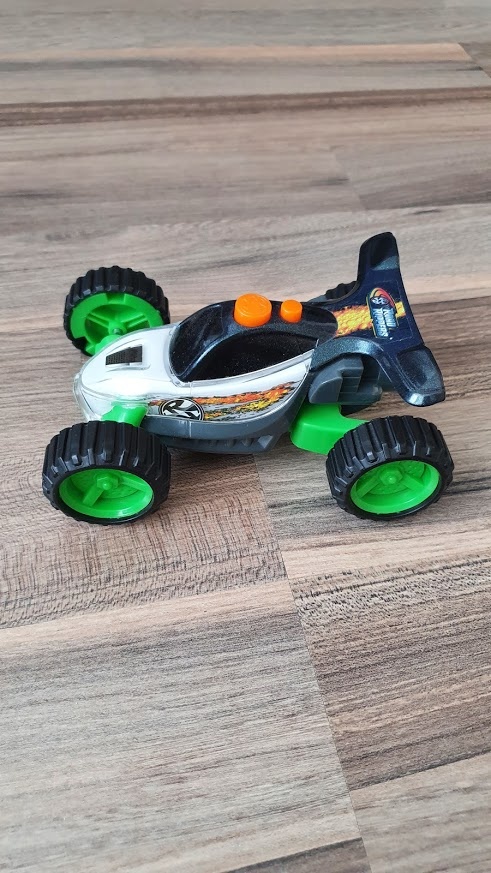 Sanitka, autá, autobus, formula, hasiči, monster truck - 16