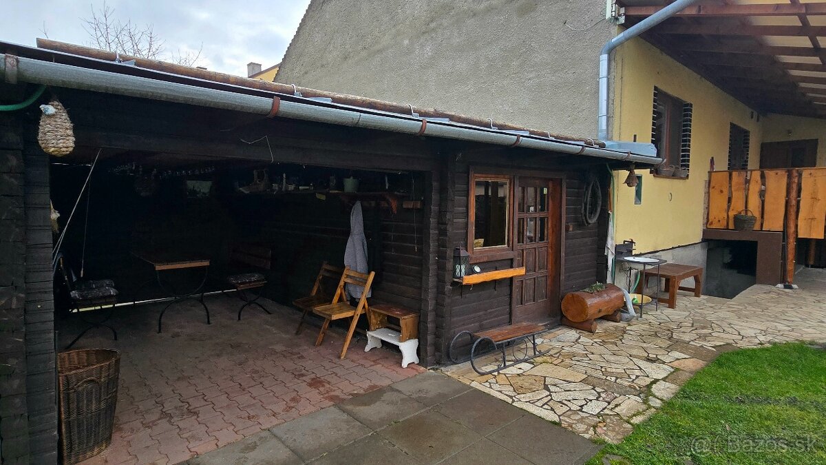 Exkluzívna Ponuka: Rodinný dom s obrovským pozemkom a potenc - 16