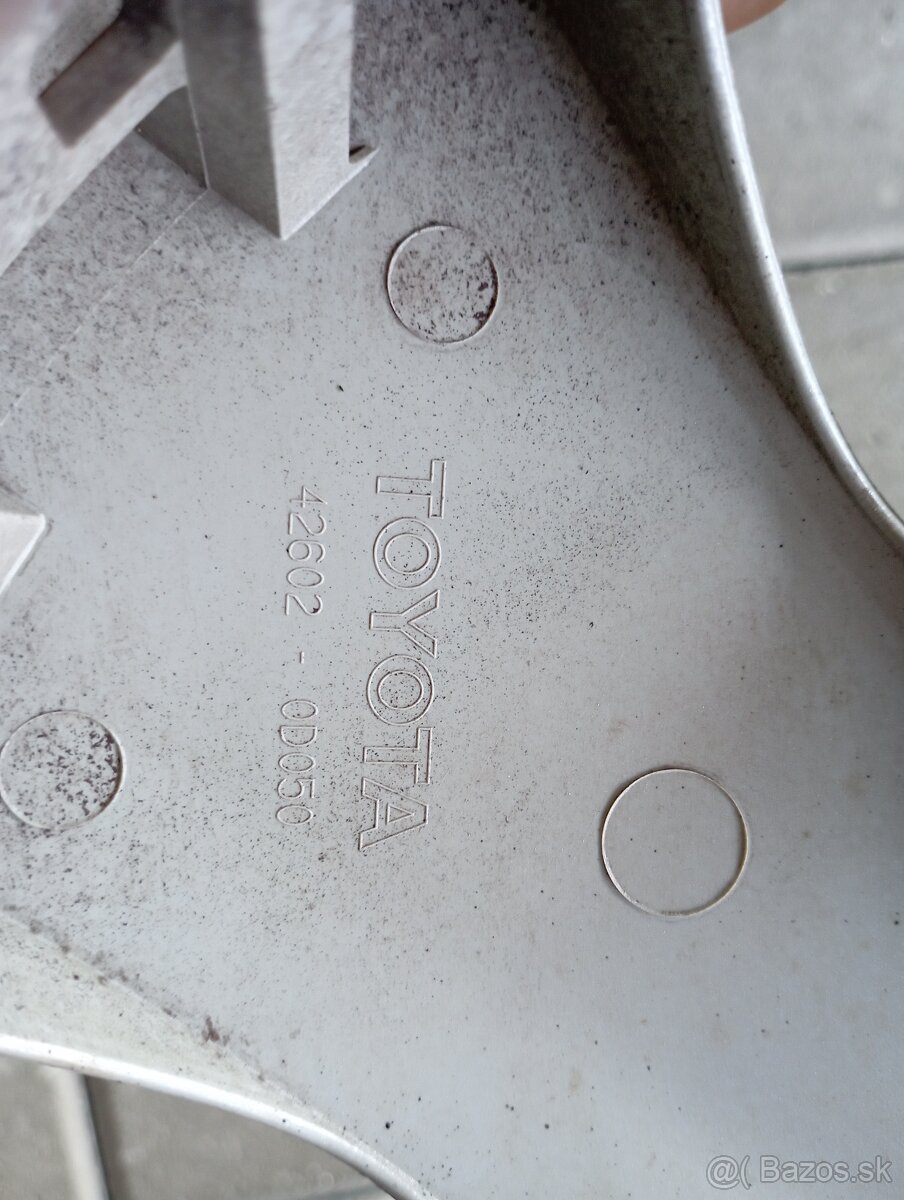 1ks puklica VW 14", Toyota 14", Skoda 15", Honda 14" - 16