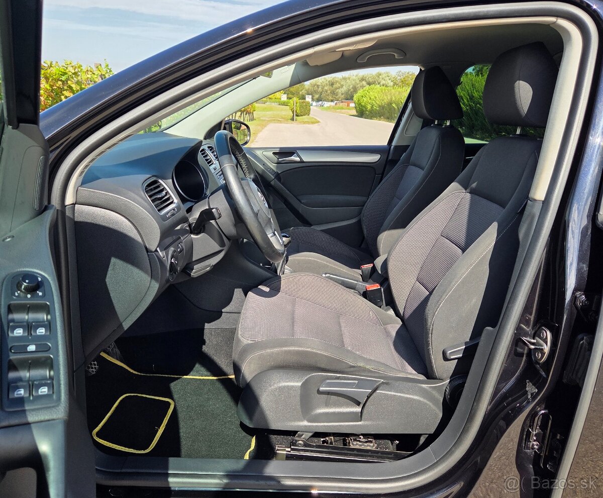 Volkswagen Golf 1.4 16V 59KW/80 koní R.V.03/2010 - 16