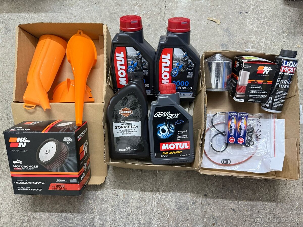 Harley Davidson FXCW Softail Rocker - 16