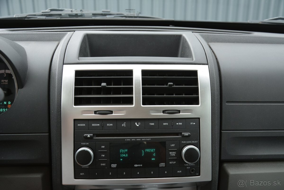 Dodge Nitro 2007 2.80 CRD 4x4 SR 1. Majiteľ - 16