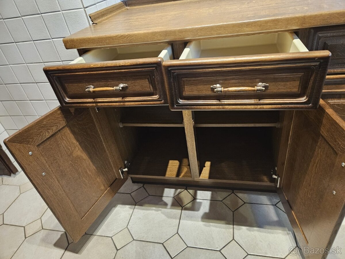 Masívna kuchynská linka z Nemecka so spotrebičmi - 16