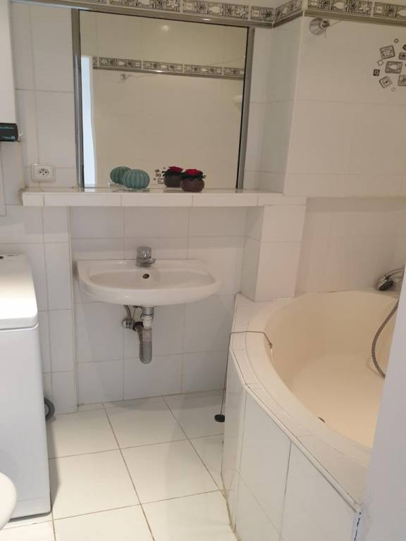 Novinka: Praktický byt v širšom centre. Mestská ul. Províziu - 16