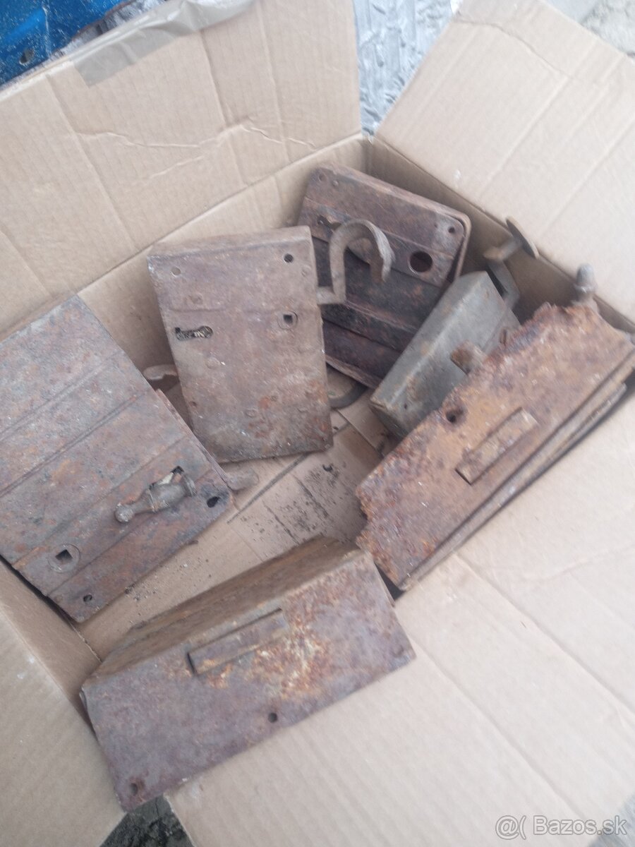 Vojenské historické lopatky - 16