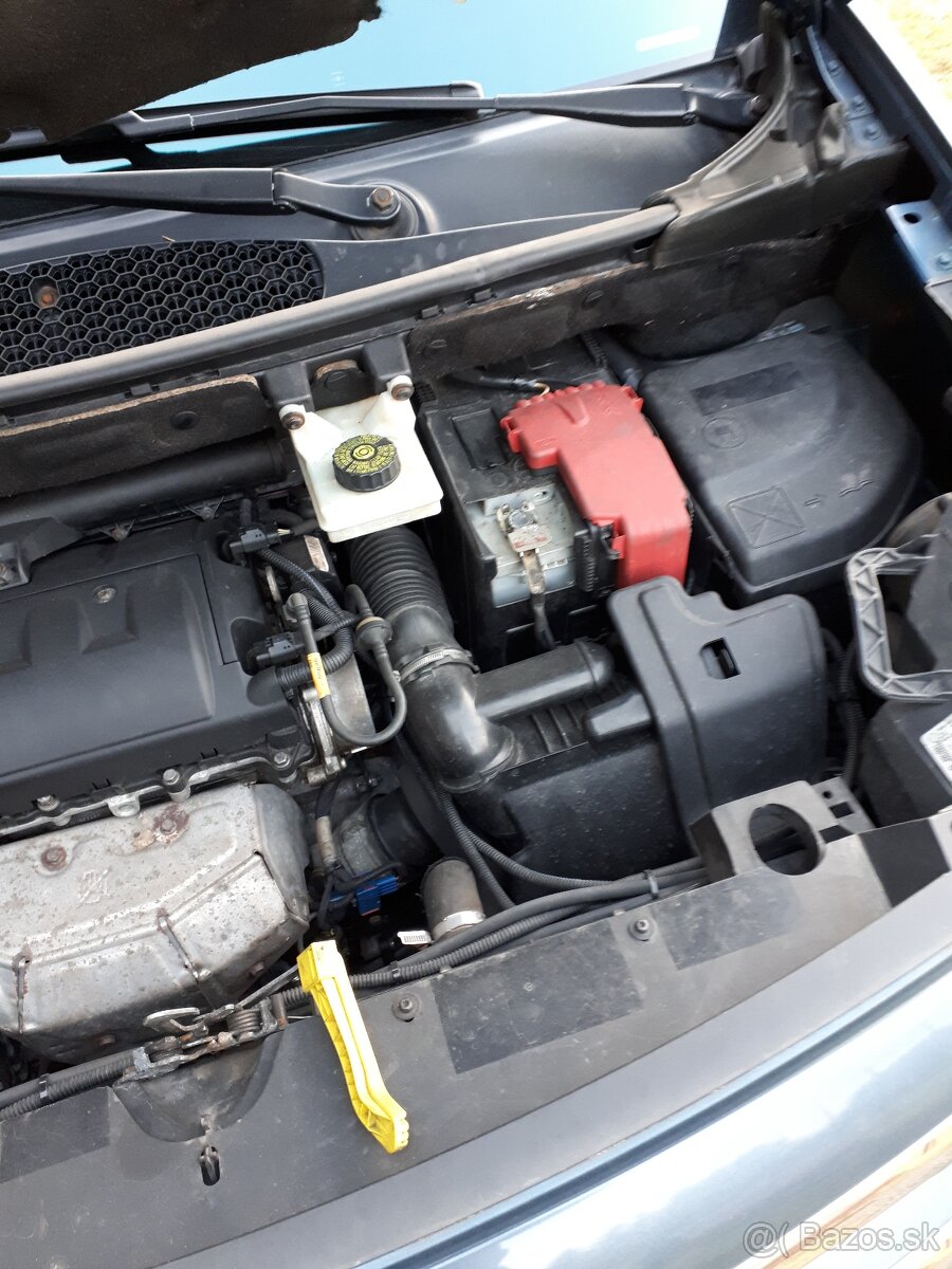 Citroen Berlingo multispace 1,6 benzín,LPG 88kw - 16