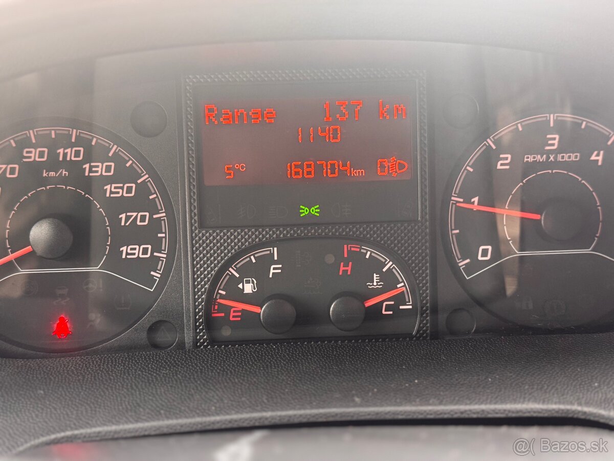 FIAT DUCATO 2.3 MULTIJET 150k 9-miestny bus - 16