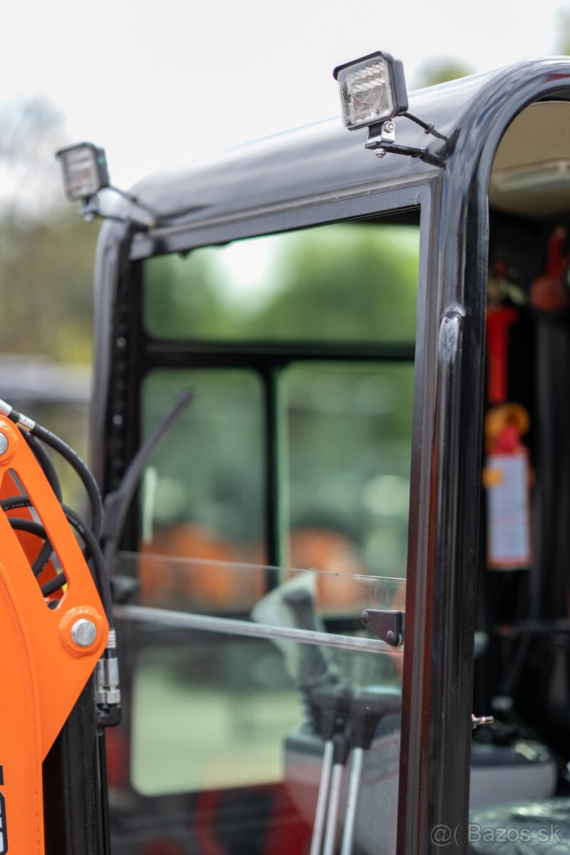 Minibager VIP15 s kabinou – Silný stroj s plným komfortem - 16