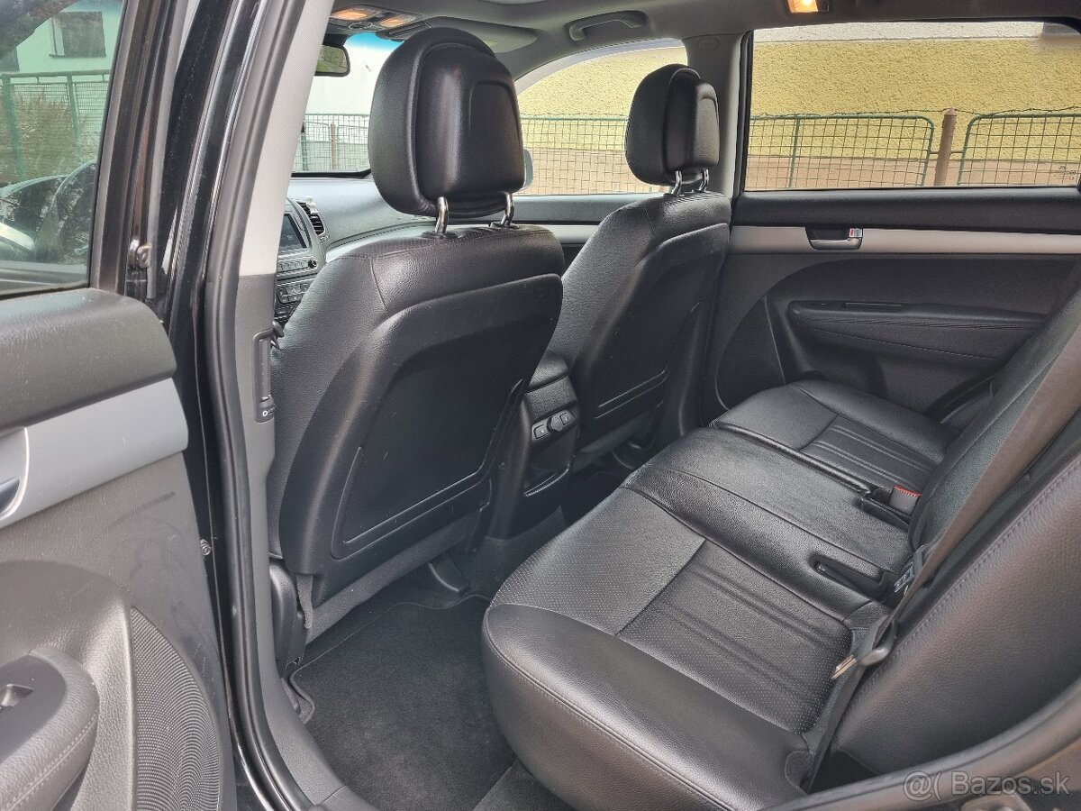 ===Kia Sorento=== - 16