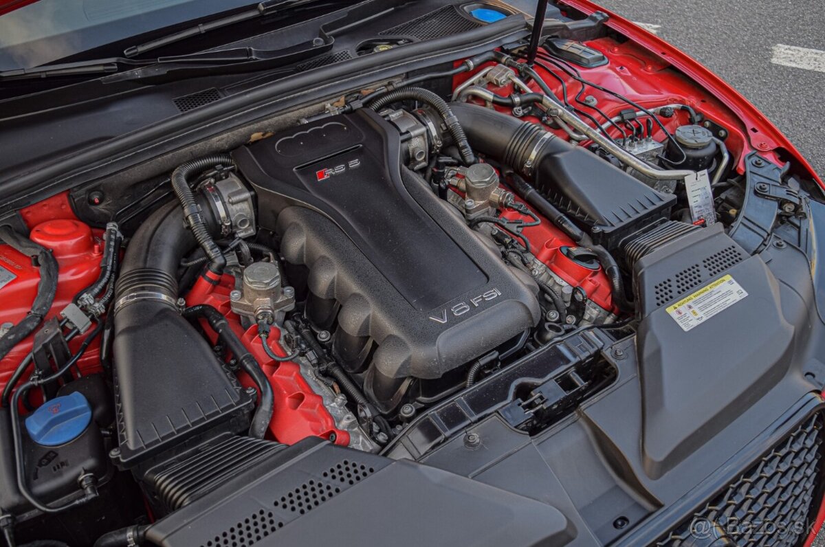 Audi RS5 V8 quattro - 16