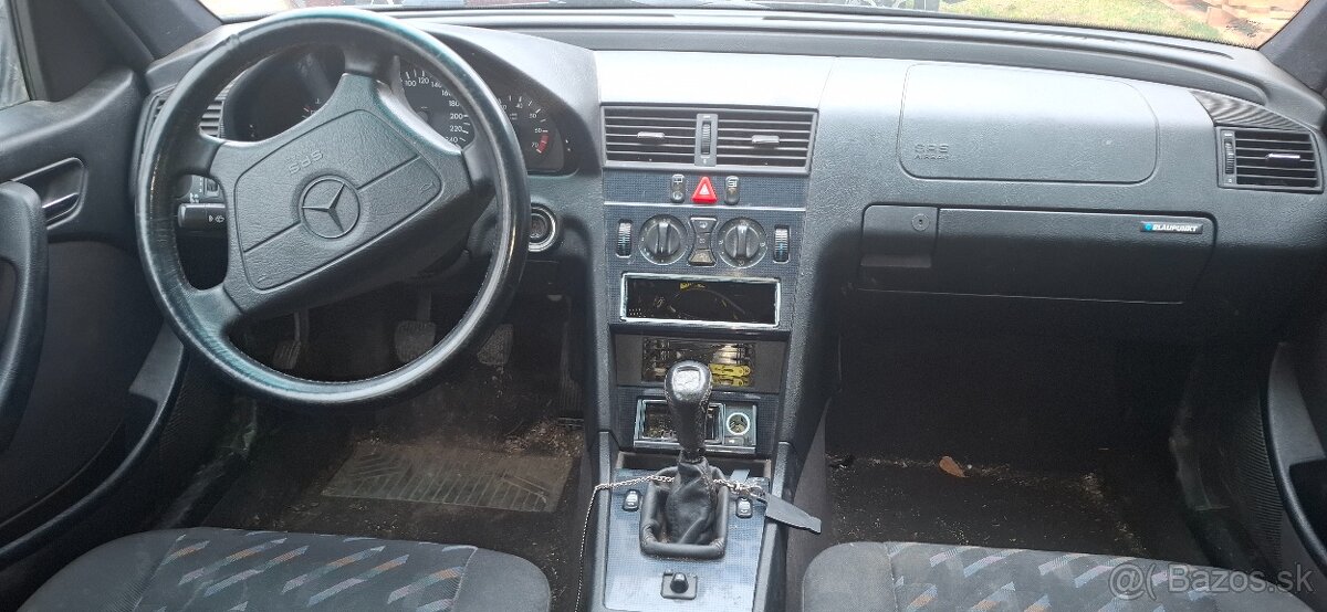 NA PREDAJ MERCEDES BENZ-C180 - 16