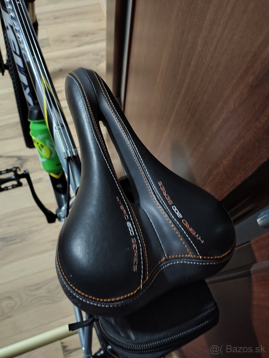 HORSKÝ BICYKEL KELLYS - 16