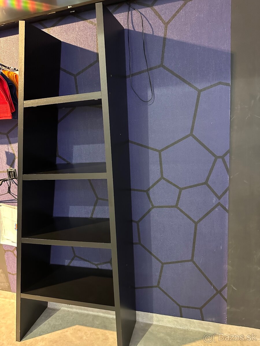 Biele skrinky do šatne, botník a lavičky - 16