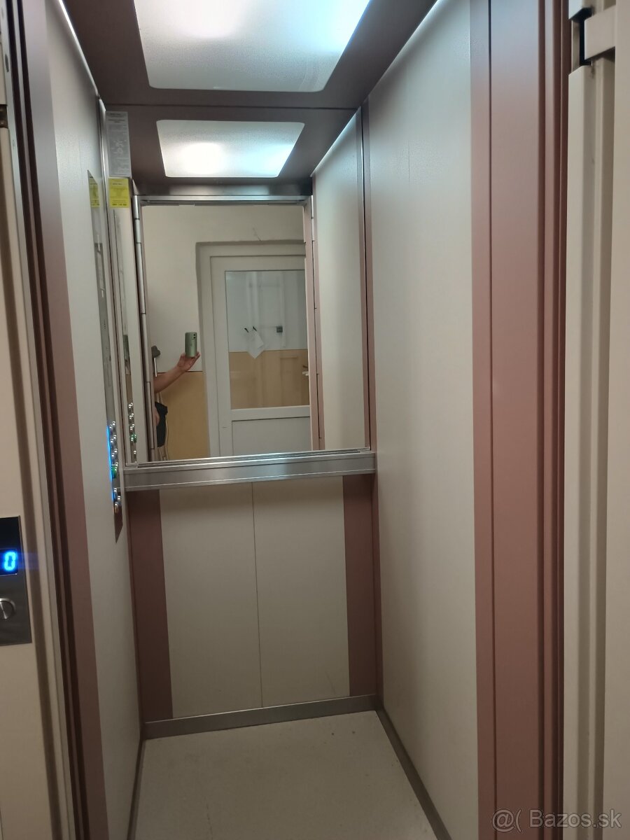 Predám 2 izbový byt - 16