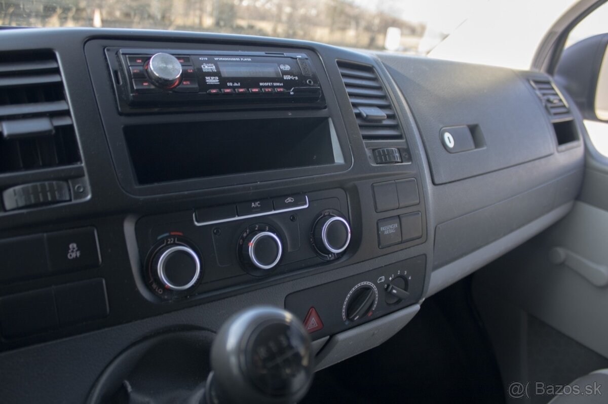 Volkswagen Transporter T5 2.0 TDI LR. - 16