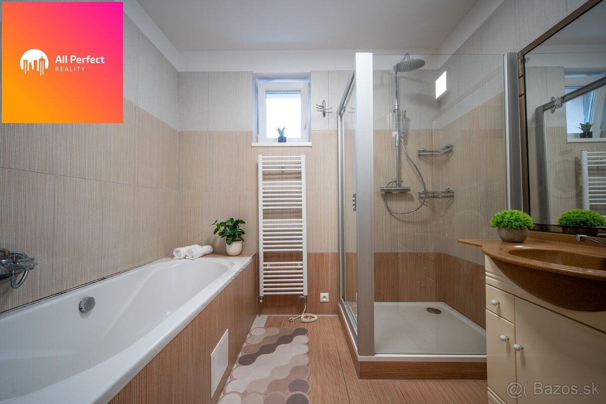 Na predaj rodinný dom s bazénom v Opoji - 16