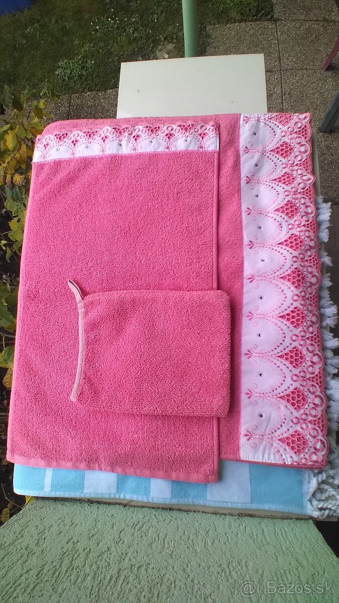 Predám utierky,uteráky,obrusy,dečky,vreckovky,šperky,traky - 16