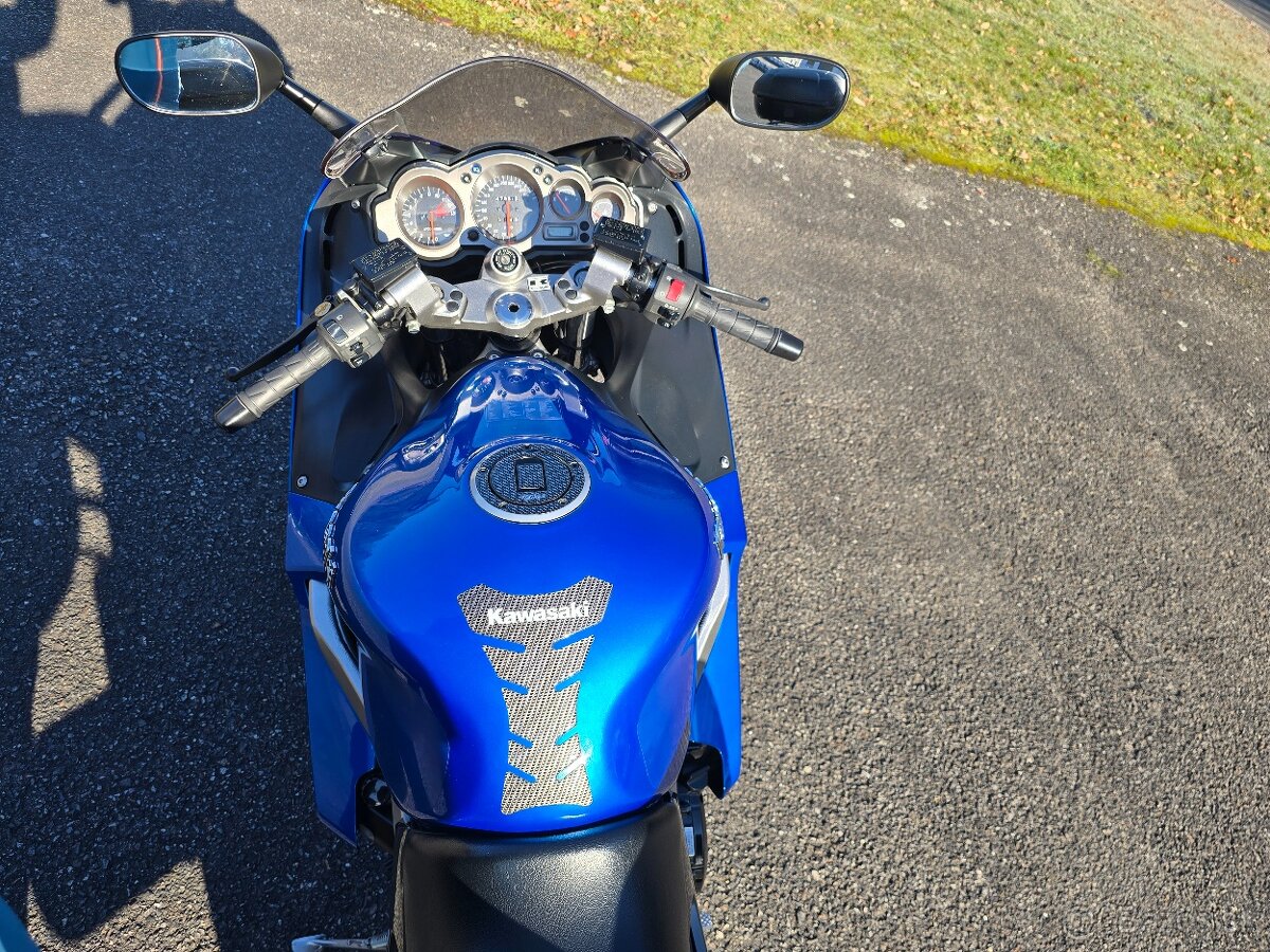 Kawasaki ZZR 1200 - 16