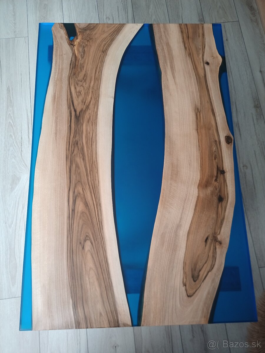 Epoxidový konferenčný stolik - 16