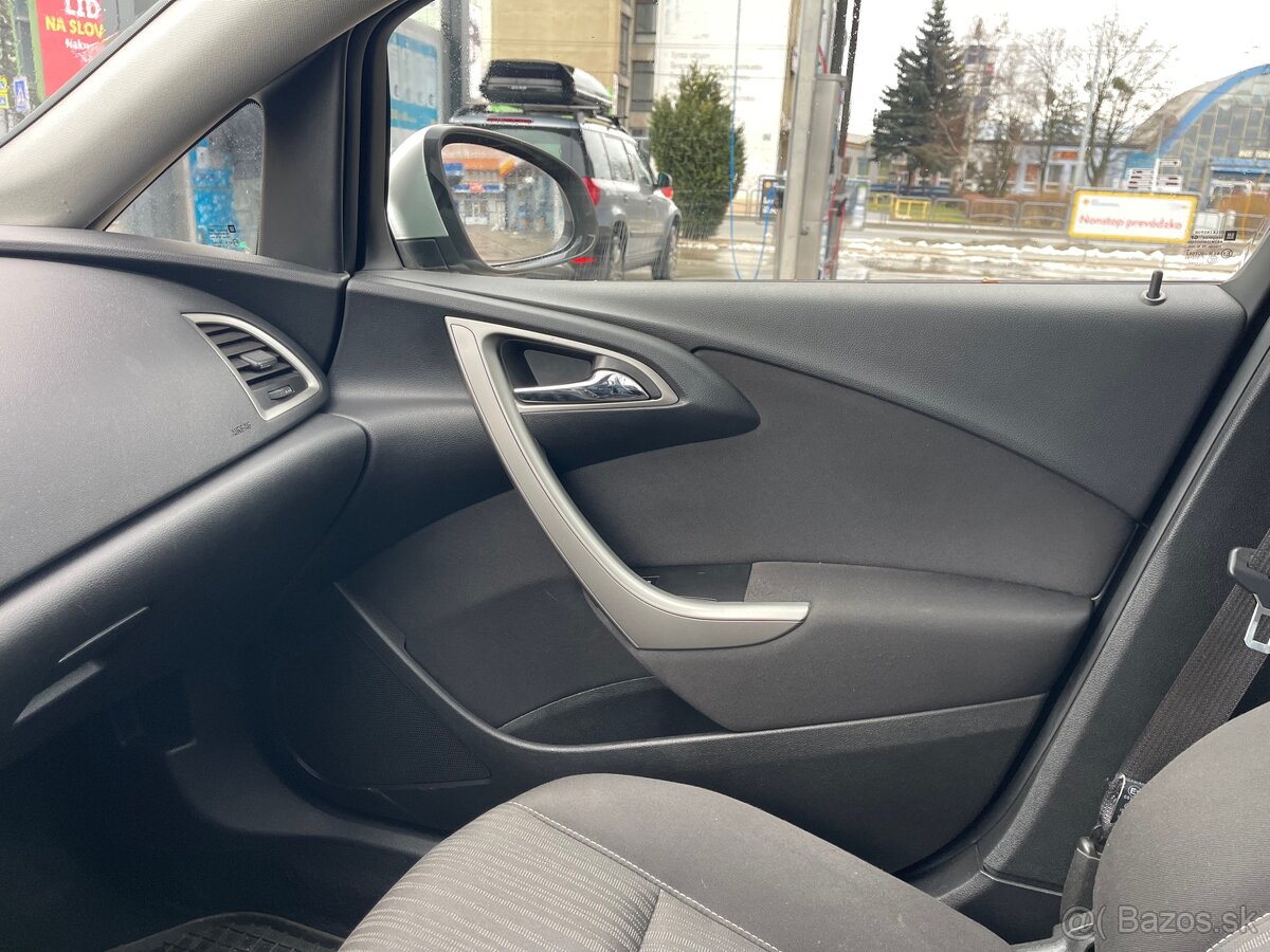 Opel Astra J 1.7Cdti r.v.2011 - 16