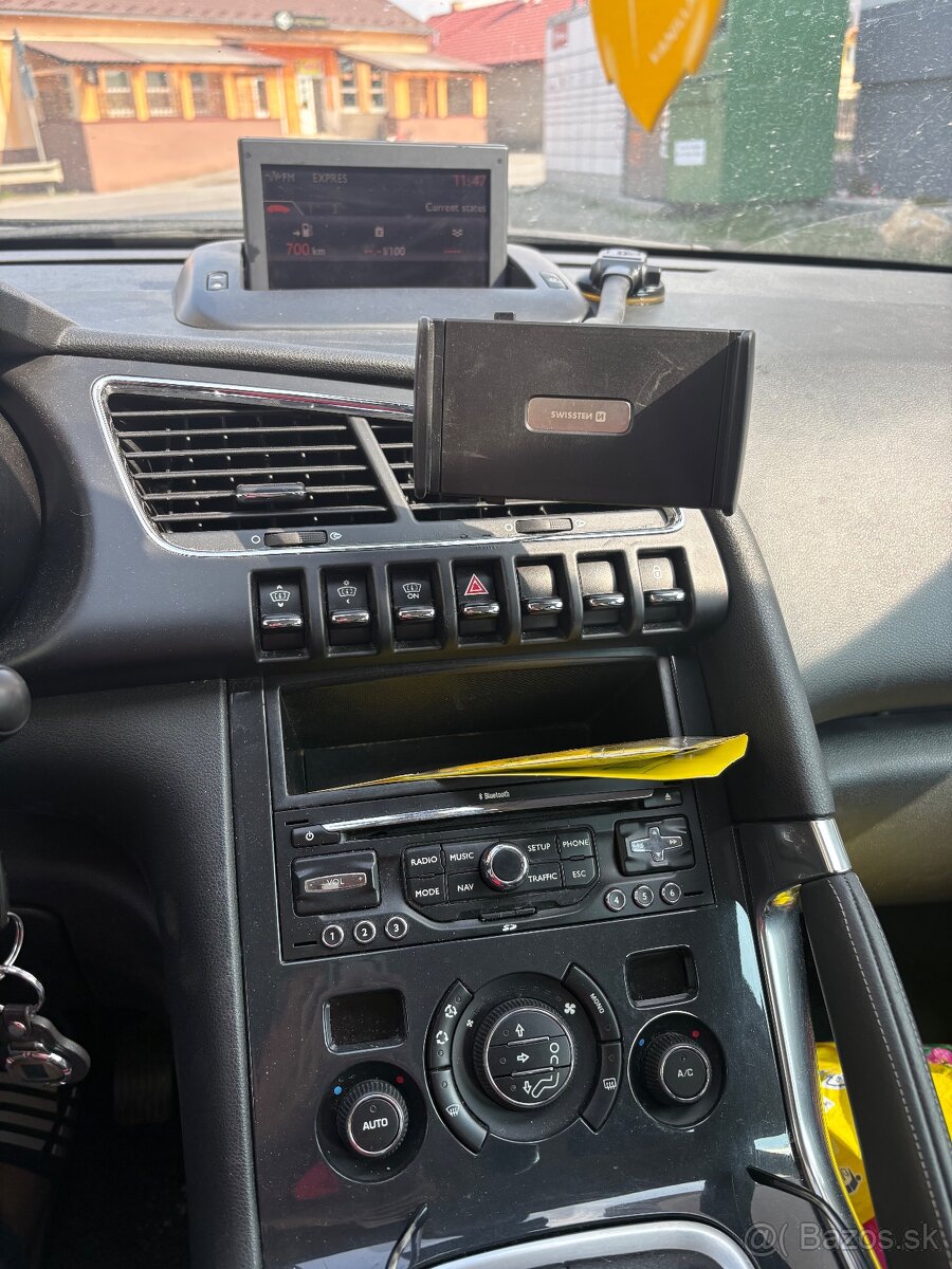 PEUGEOT 3008 2.0HDI,110KW - 16