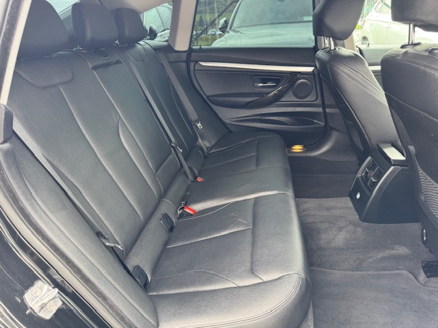 BMW Rad 3 330d xDrive A/T - 16