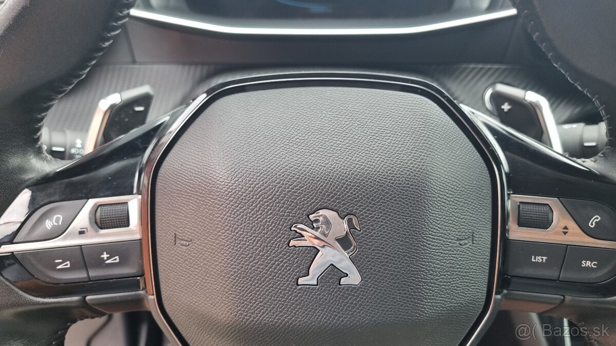 Peugeot 2008 1.5 BlueHDi 130 Allure Pack EAT8 - 16