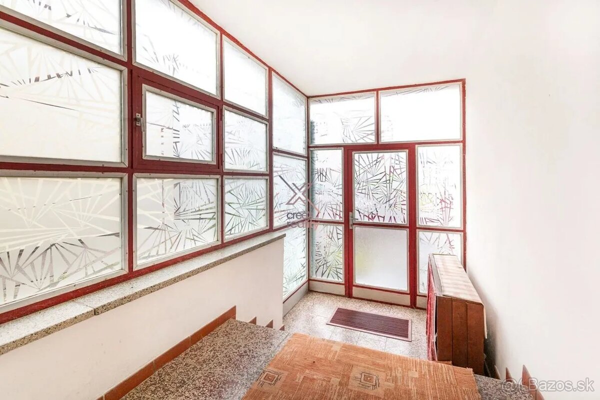 Predaj rodinneho domu v obci Dechtice - 16