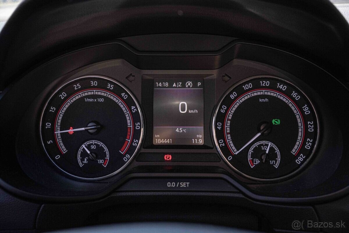 Škoda Octavia Combi RS TDI - 16
