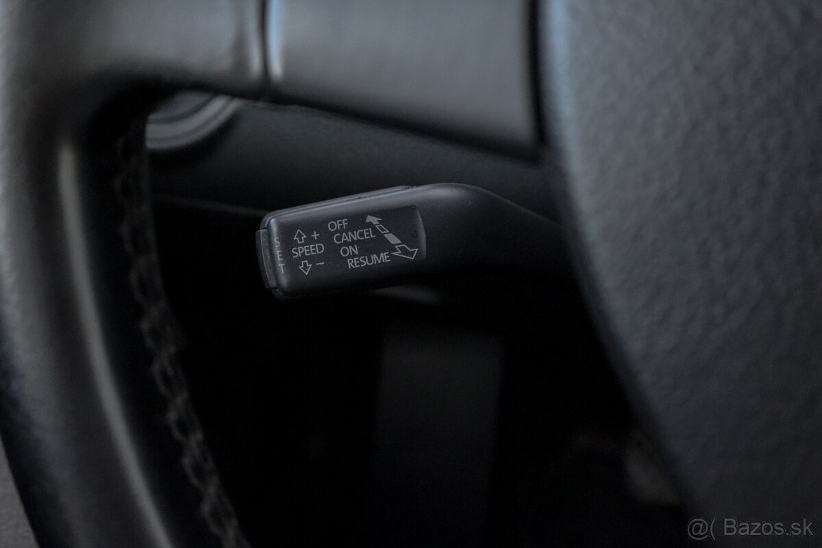 VW Passat B6 Variant 2.0 TDI CR Highline 4-Motion -NOVÉ STK- - 16