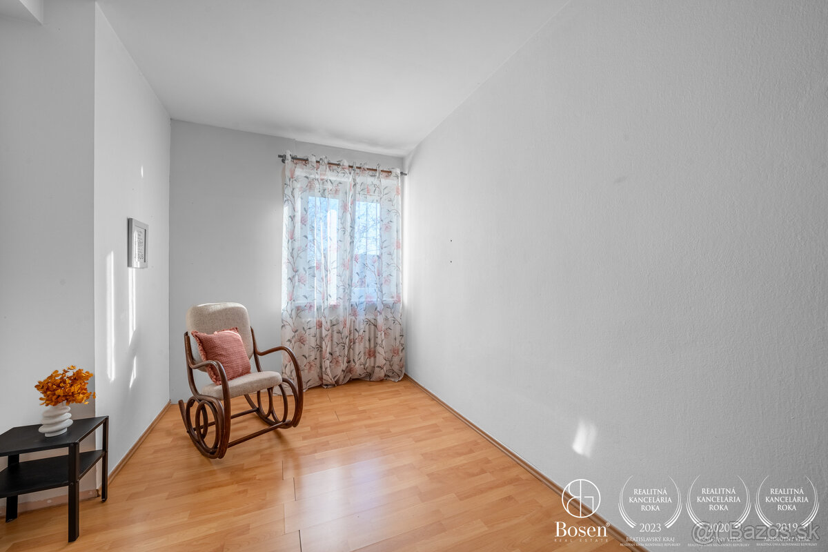 BOSEN |6 izbový RD s veľkou záhradou, s pivnicou a garážou v - 16