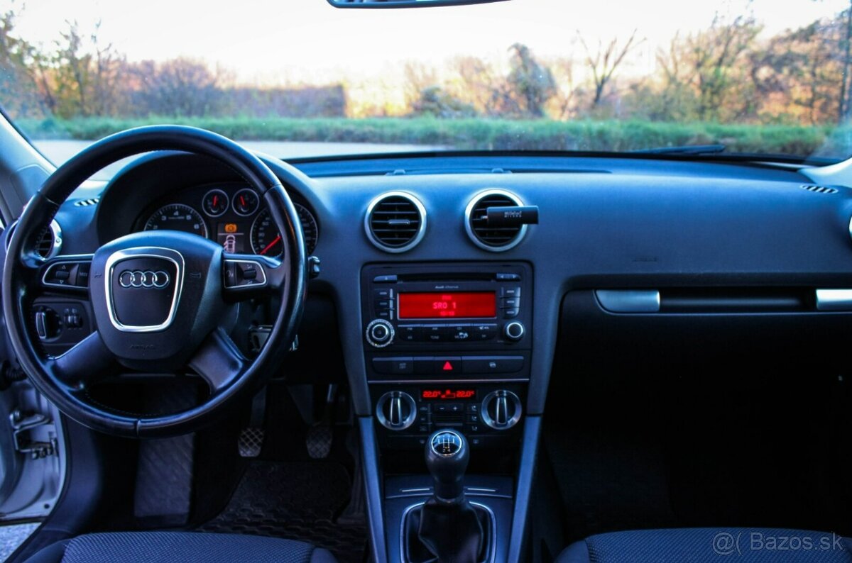 Audi A3 Sportback 1.6 Ambition - 16