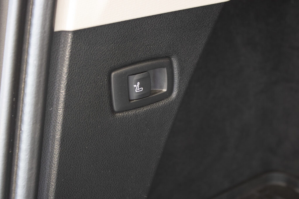 BMW 520d xDrive - 16