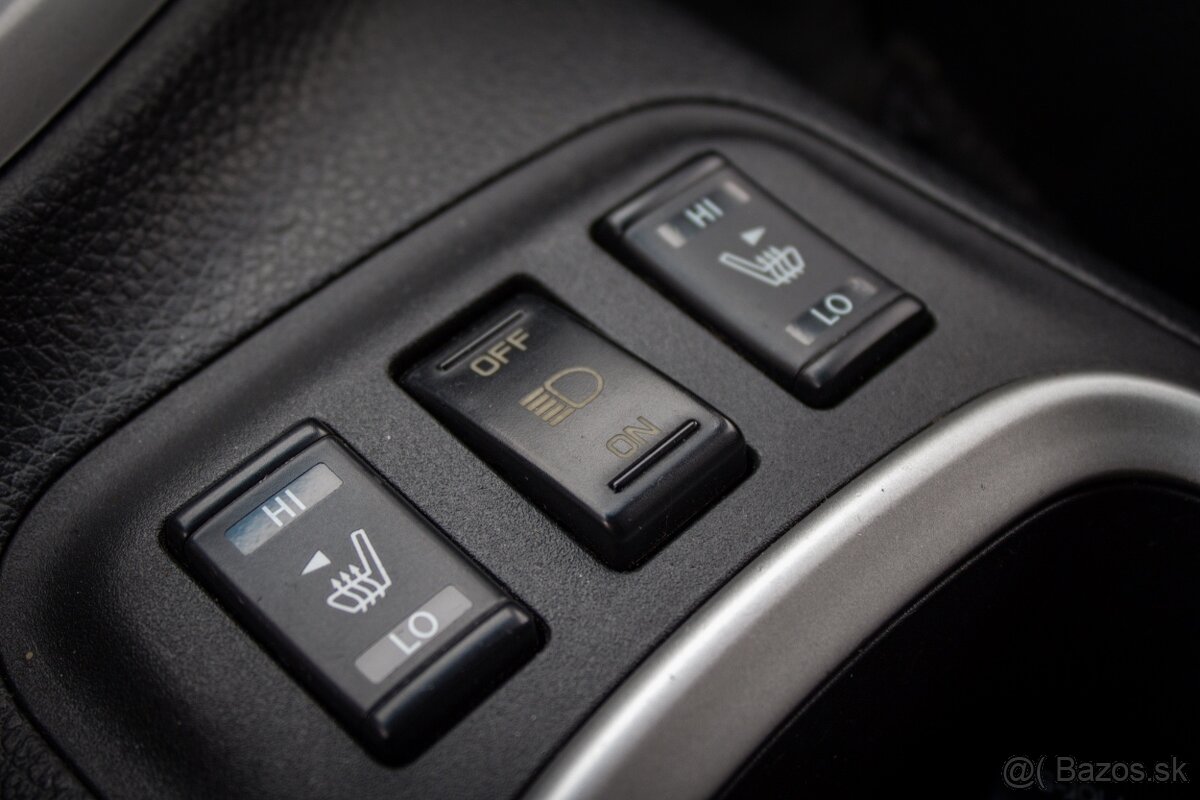 Nissan Navara DoubleCab dCi 190 Trek -1 - 16