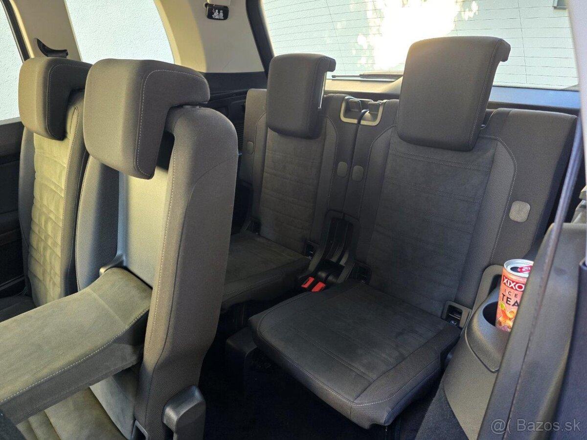 Volkswagen Touran 1.6 TDI SCR 115k Comfortline DSG, Mesačne: - 16