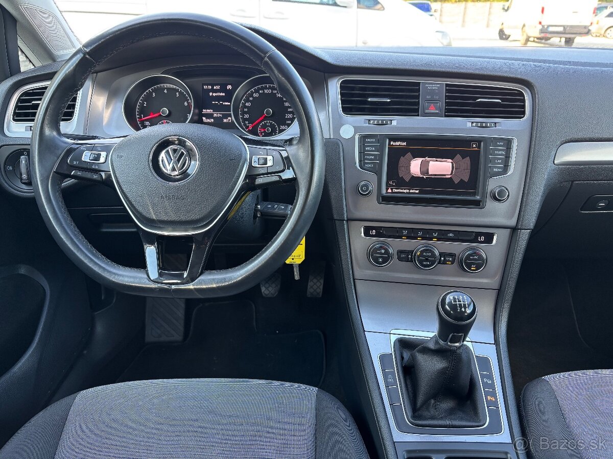 Volkswagen Golf 1.2 TSI BMT Comfortline Možný odpočet DPH - 16