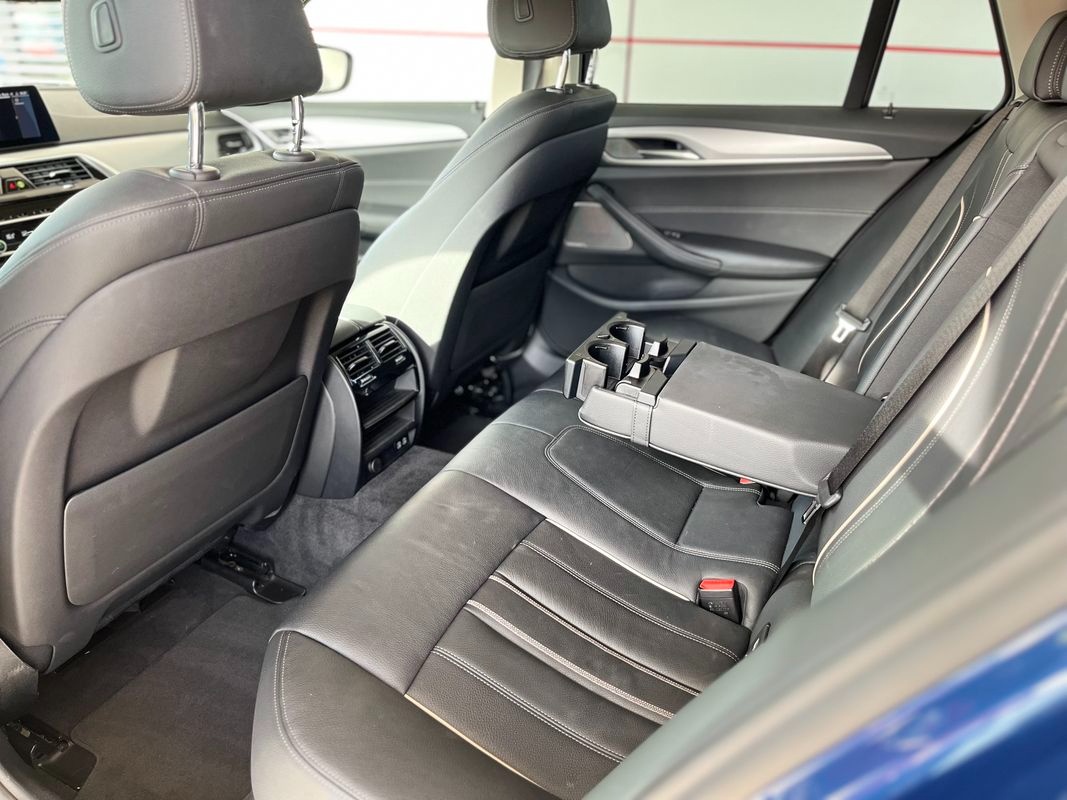 BMW 530d Touring xDrive 210kW AT/8 - 16