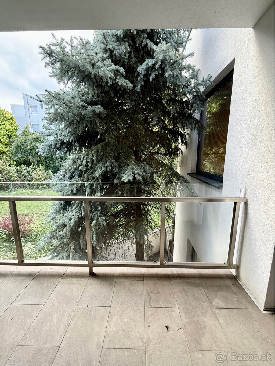 Predaj 4 izb. rodinný dom Mudroňova ulica Bratislava. - 16