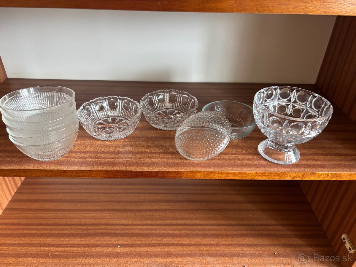 Sklenene pohare rozne - 16
