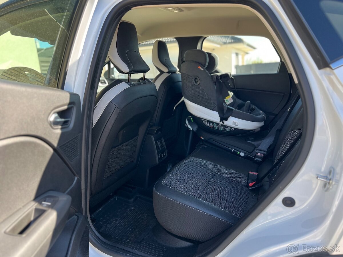 Renault Captur | plug-in hybrid | v záruke - 16