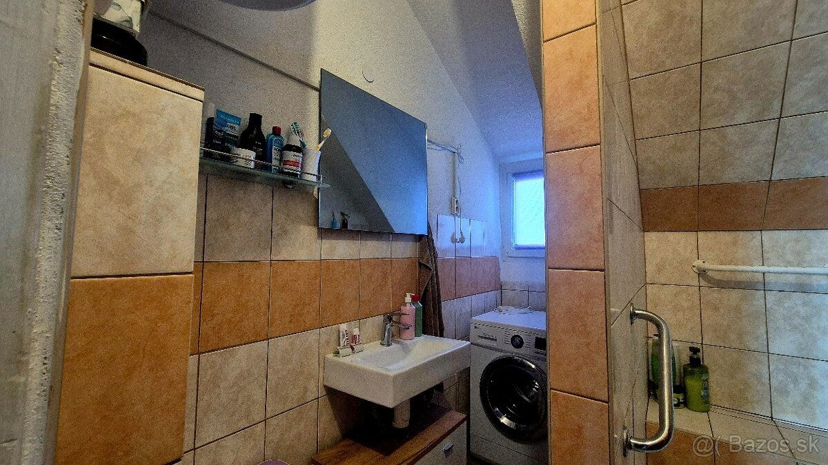 Predaj 3 izbový byt v Novákoch - 16