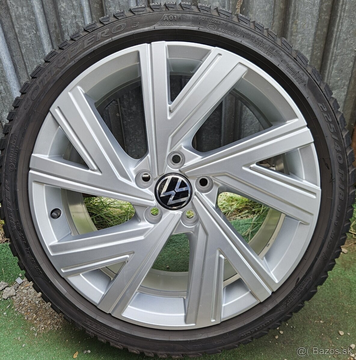 Orig.zimná sada VW - 5x112 r18 + Pirelli 225/40 r18 92V - 16
