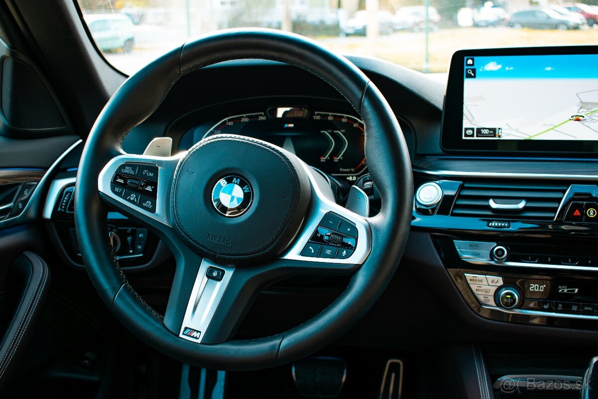 BMW 540i xDrive Sedan (G30) – 11/2022 – MAX VÝBAVA – TOP STA - 16
