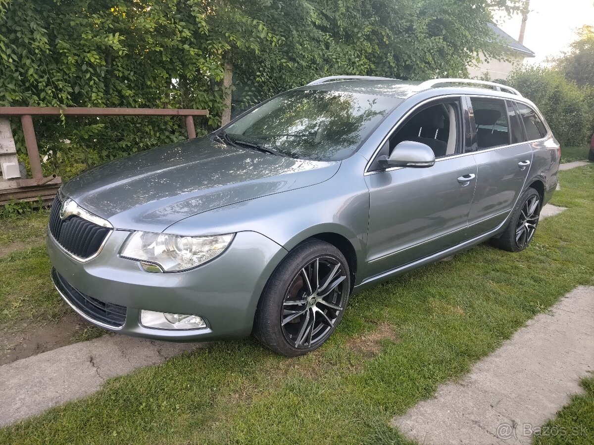 Skoda Superb 2.0 tdi 125kw 4x4 - 16