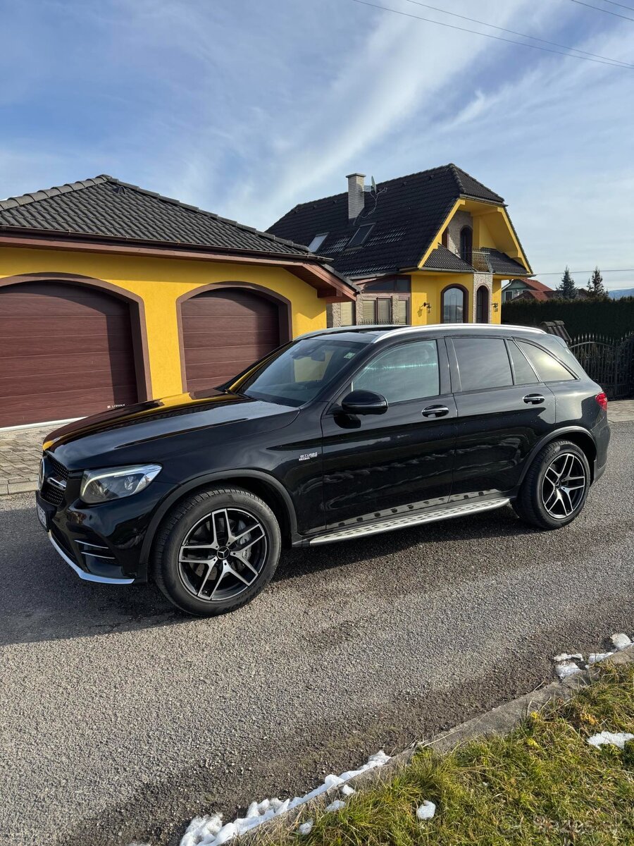 Mercedes Benz GLC 43 AMG V6 Biturbo - 16