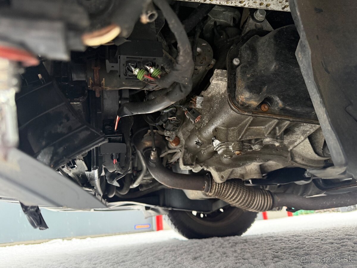 Škoda Rapid spaceBack 1.2Tsi 53 000km - 16