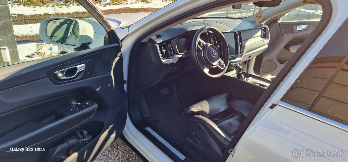 VOLVO XC60 A8 Inscription 4x4 - 16