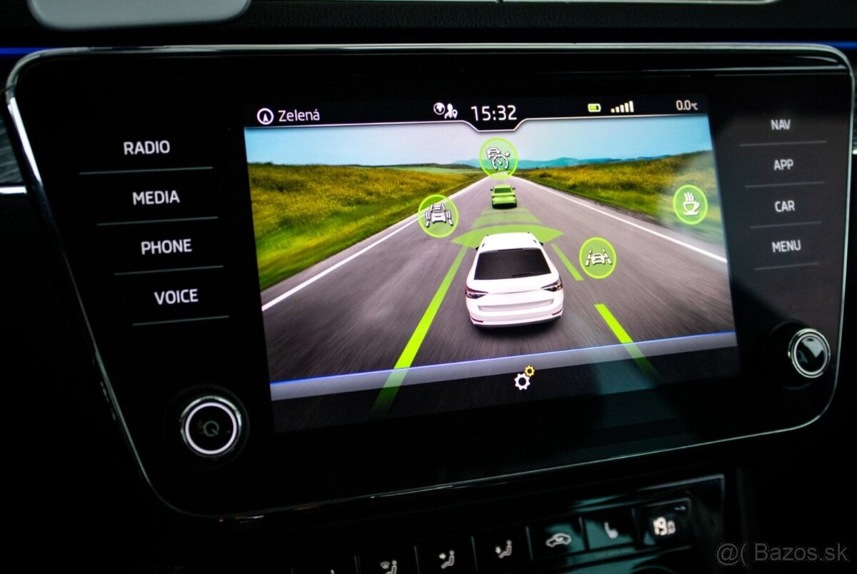 Škoda Superb Combi 2.0TDI 110kw DSG 2021 - 16